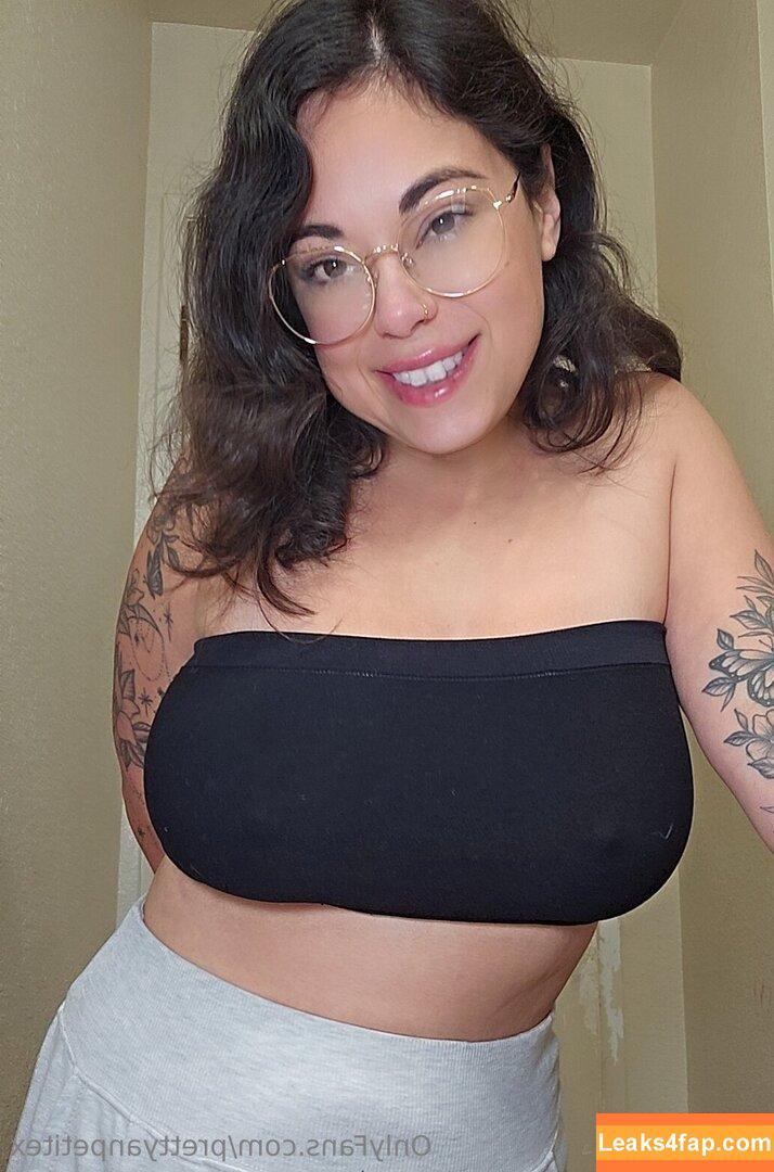 prettyanpetitex /  leaked photo photo #0017