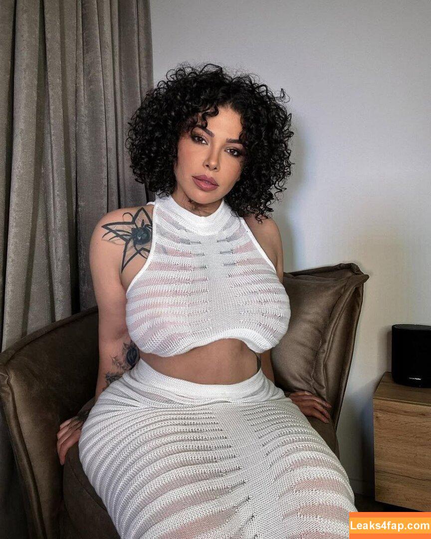 queenazita /  leaked photo photo #0018