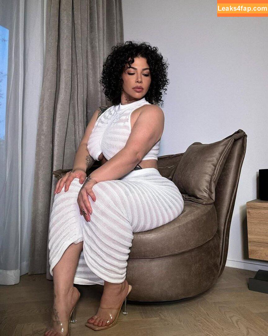 queenazita /  leaked photo photo #0019