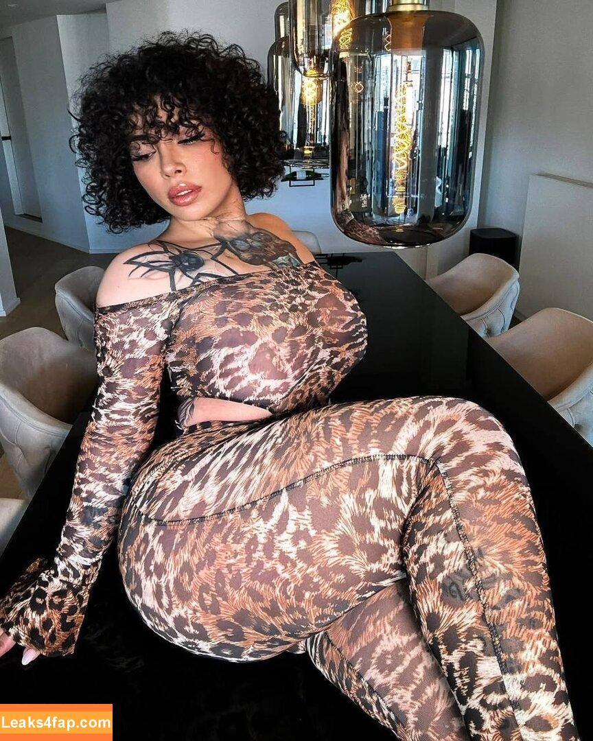 queenazita /  leaked photo photo #0024