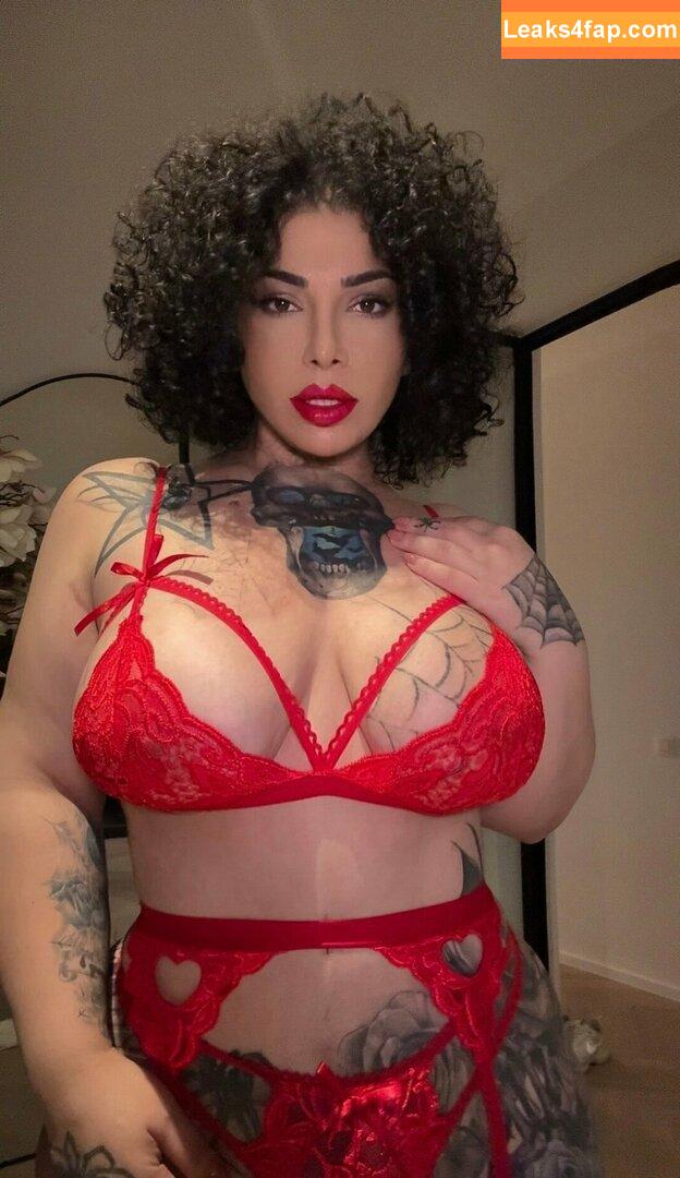 QueenAzitaXXX / queenazita / queenazita2.0 leaked photo photo #0004