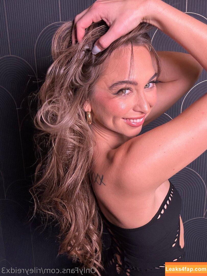rileyreidx3 / letrileylive leaked photo photo #0038