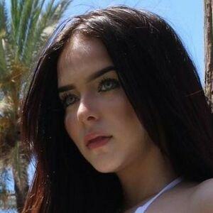 Sabrina Salvatierra photo #0014