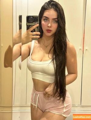 Sabrina Salvatierra photo #0015