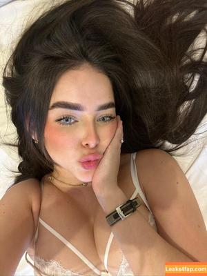 Sabrina Salvatierra photo #0019