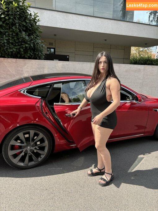 sarahwhite6969 / https: / sarahs_day leaked photo photo #0018