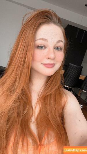 Sonia Red Fox photo #0032