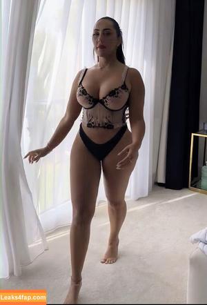 Sophie Kasaei photo #0017