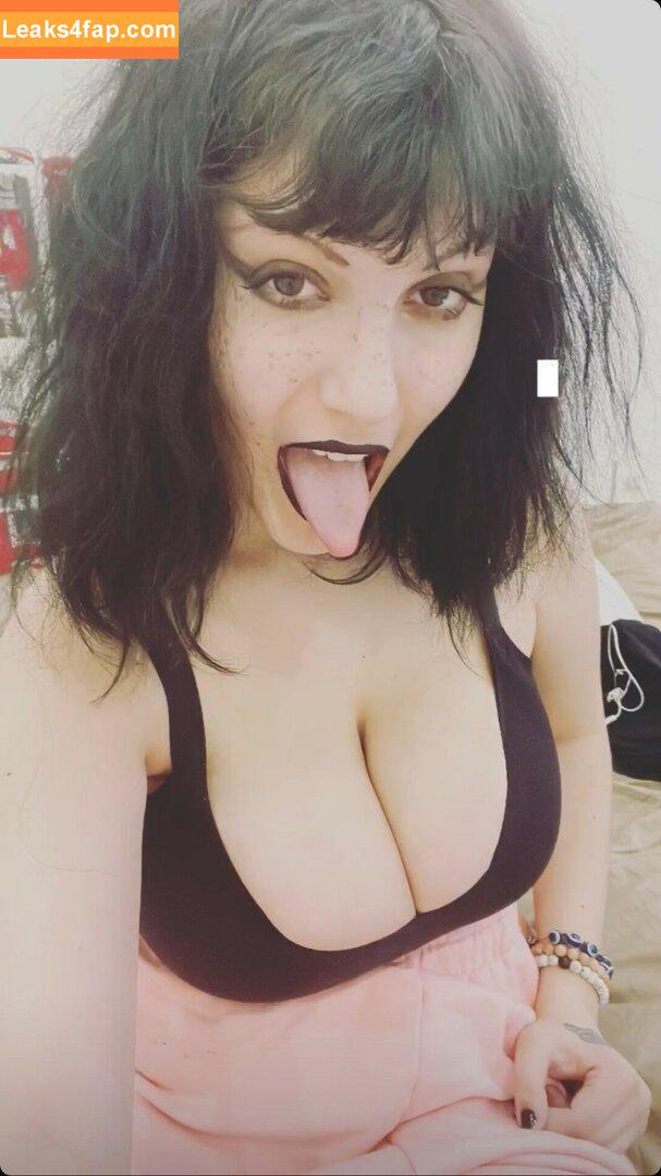 Space_witch505 / Catherinesblade / Cathydelrey / xxdreamnowxx leaked photo photo #0001