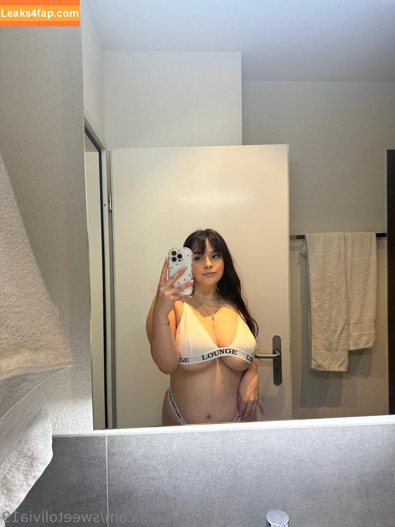 SweetOlivia19 / sweetheartliv19 / theceoofswamp leaked photo photo #0065