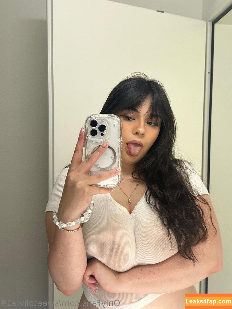 SweetOlivia19 / sweetheartliv19 / theceoofswamp leaked photo photo #0072