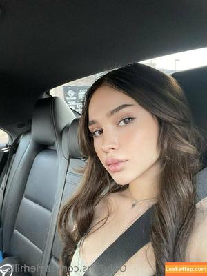 Tayler Hills photo #0152