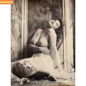 tinalouise photo #0009