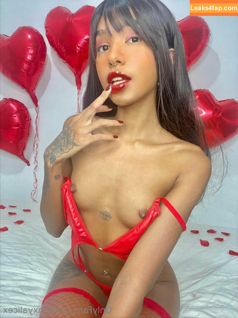 tinxyalicex / _cstaccs leaked photo photo #0185