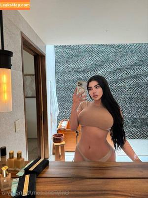 trans_nyla photo #0025