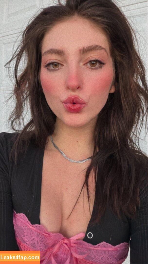 Willow Shields / willowshields слитое фото фото #0100