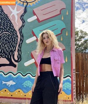 Willow Shields photo #0068