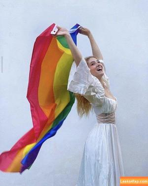 Willow Shields photo #0089