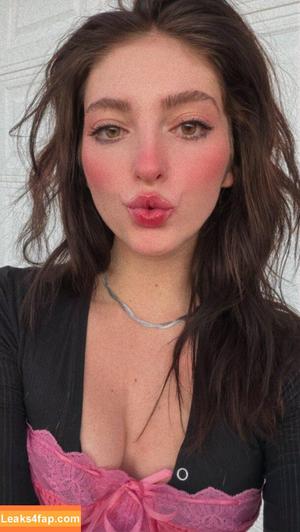 Willow Shields фото #0100