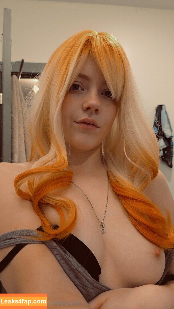 Willow.Trie / user leaked photo photo #0029