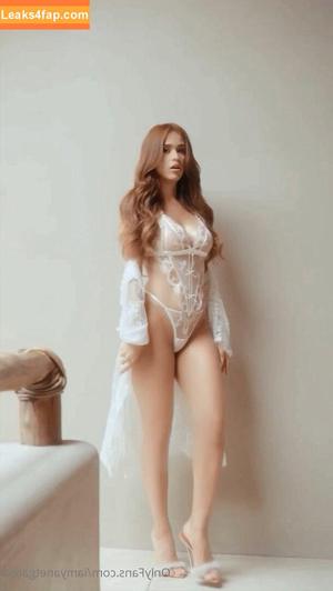Yanet Garcia photo #0003