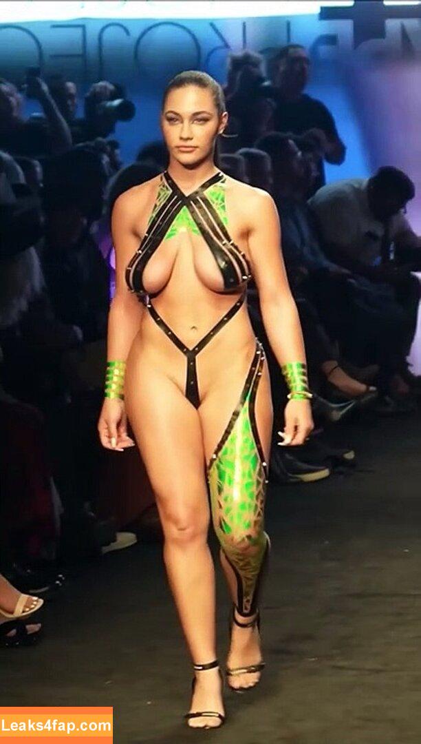 Celina Smith / itscelinasmith / itscelsmith leaked photo photo #0007