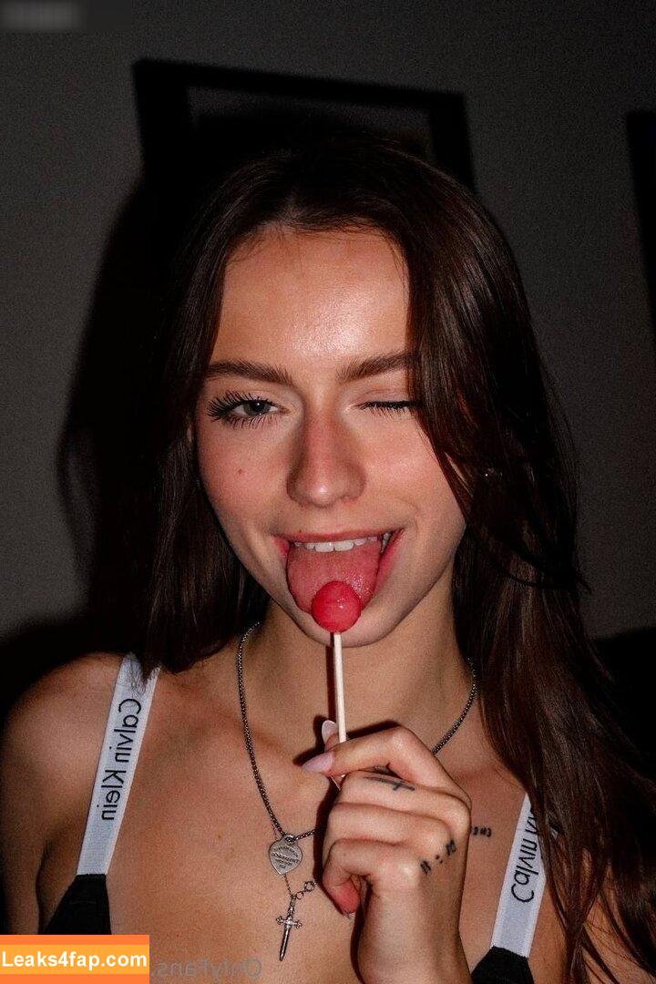 Katelyn Elizabeth /  leaked photo photo #0013