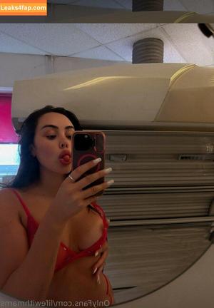 Marnie Simpson photo #0003