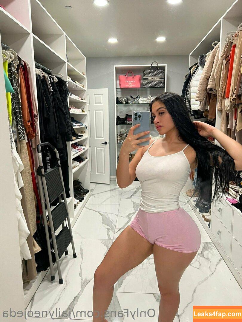 Jailyne Ojeda / jailyneojeda слитое фото фото #0040