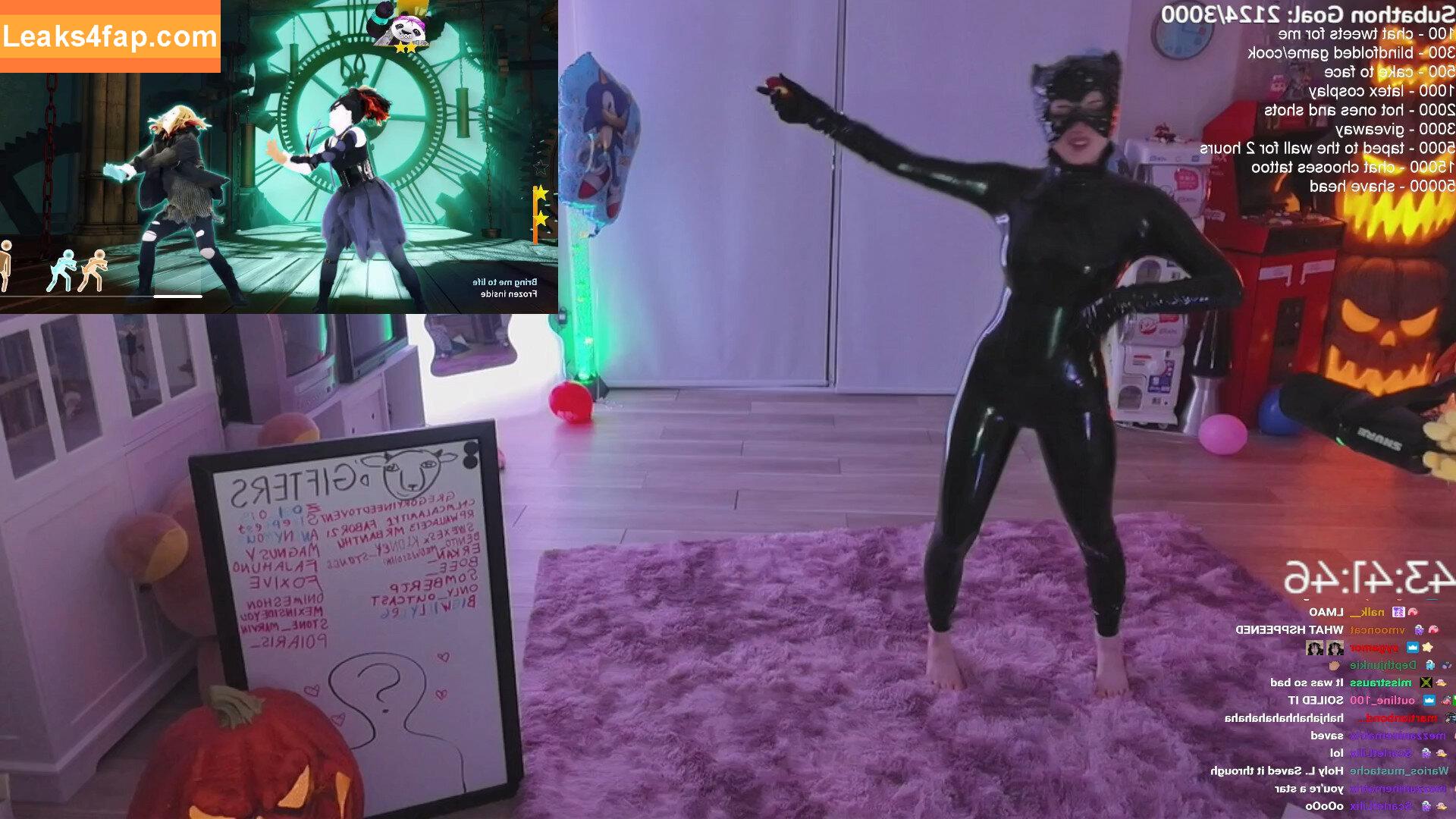 Noemiexlili / Crybaby / cinnannoe / noemie_lili leaked photo photo #0004