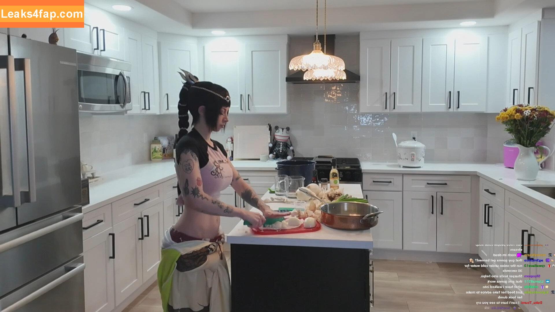 Noemiexlili / Crybaby / cinnannoe / noemie_lili leaked photo photo #0015