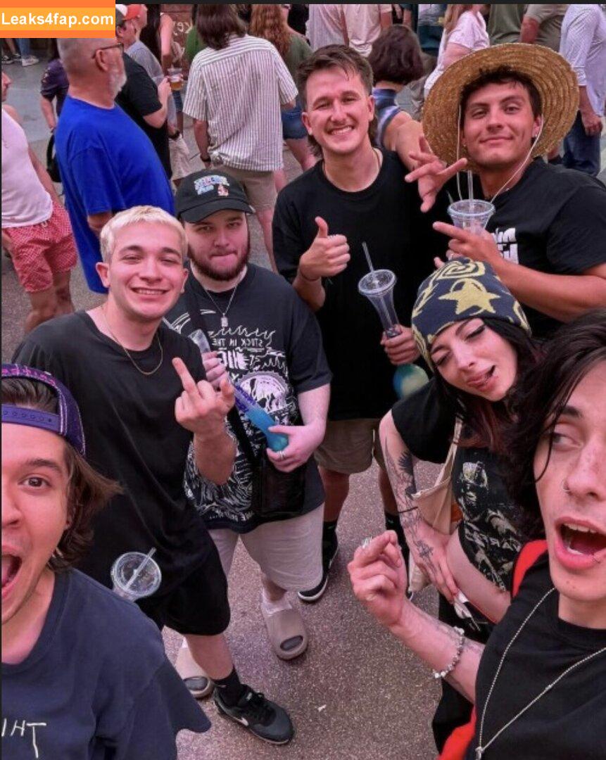 Noemiexlili / Crybaby / cinnannoe / noemie_lili leaked photo photo #0019