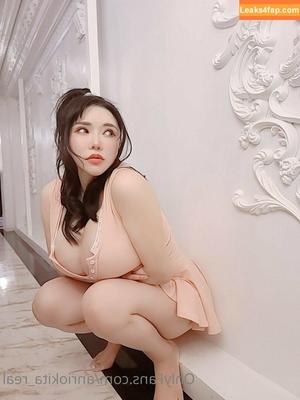 Anri Okita photo #0080