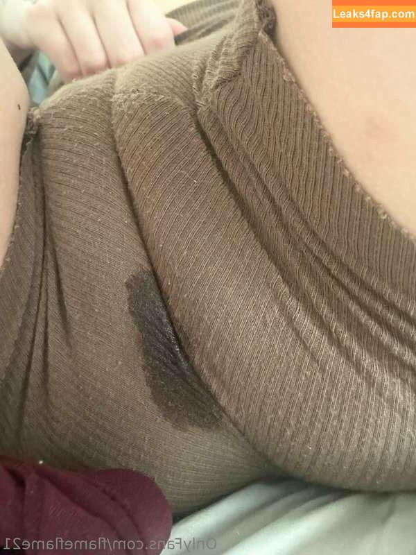 444laflamee / laflamemami / lipsticksnlattess leaked photo photo #0011