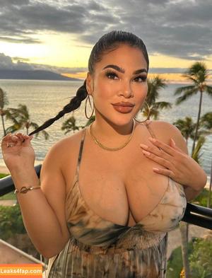 Rachael Ostovich photo #0007