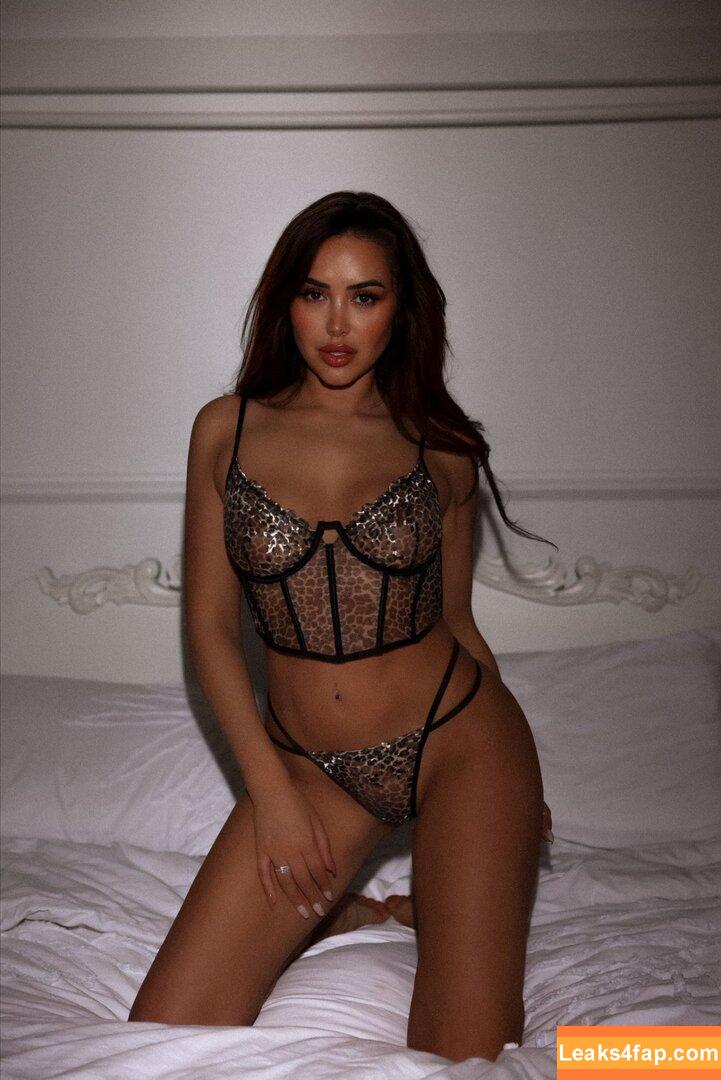 Marnie Simpson /  leaked photo photo #0001