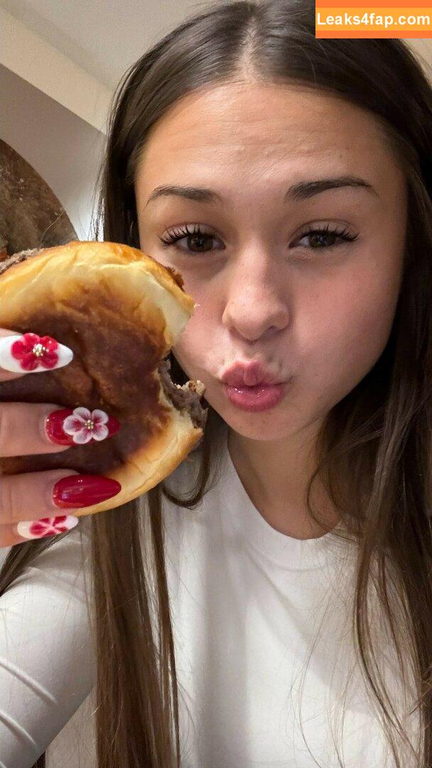 sophieraiin /  leaked photo photo #0010