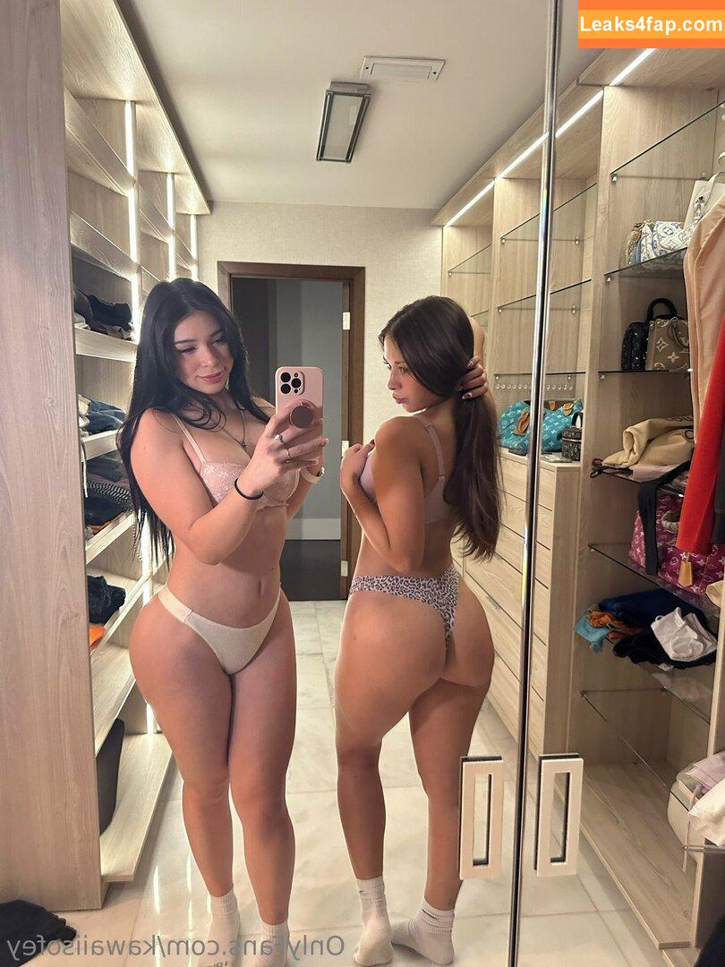 sophieraiin /  leaked photo photo #0026