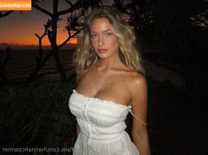 Hannah Palmer photo #0002