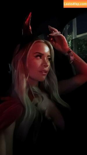 Emily Elizabeth photo #0133