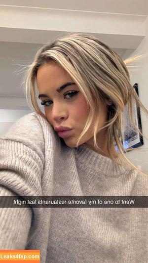 Emily Elizabeth photo #0424