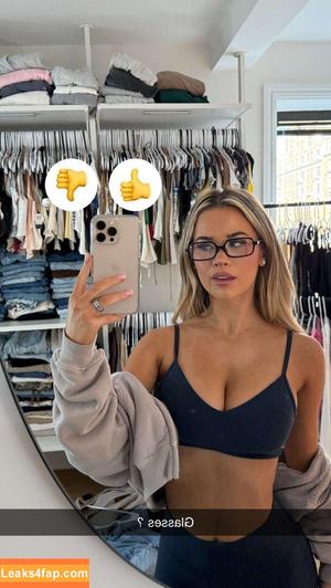 Emily Elizabeth photo #0433