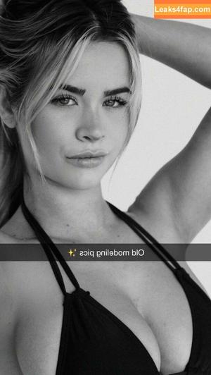 Emily Elizabeth photo #0494