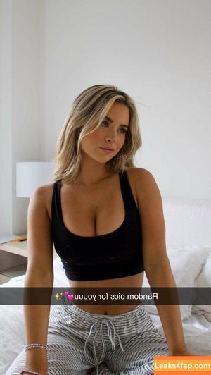 Emily Elizabeth photo #0617