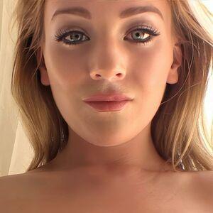 Beth Lily photo #0002