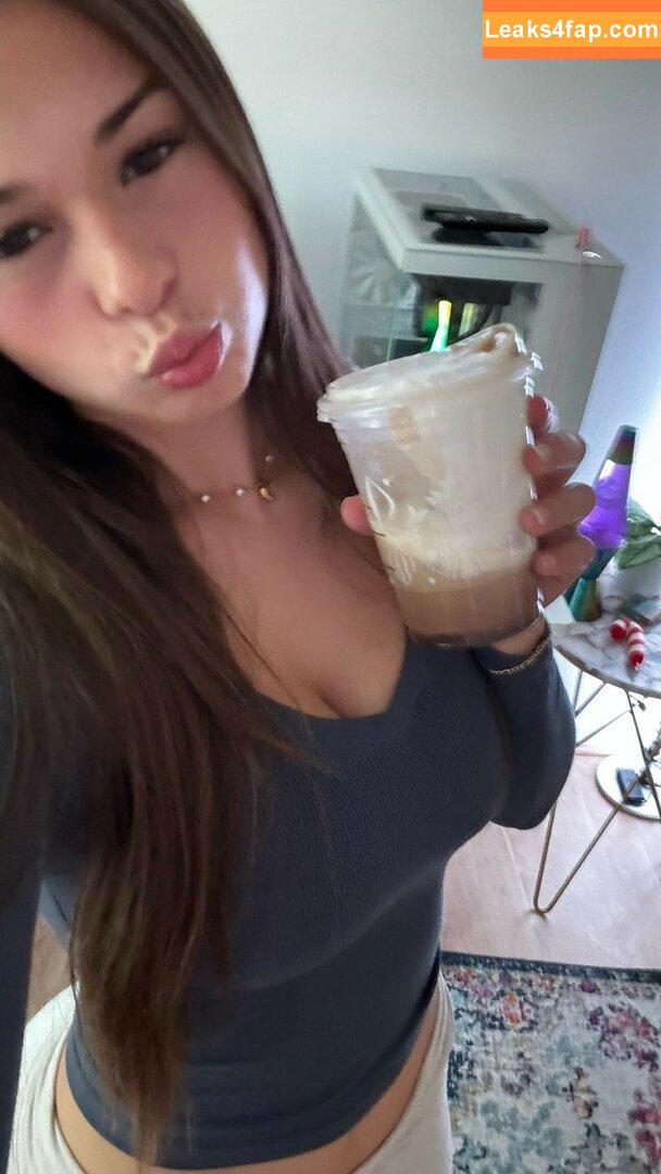 sophieraiin /  leaked photo photo #0062
