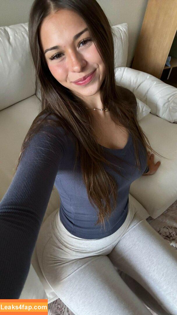 sophieraiin /  leaked photo photo #0064