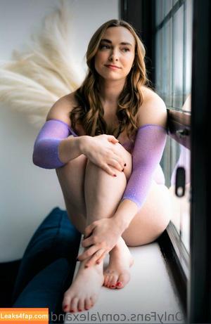 Alexandra M. Hunt photo #0001