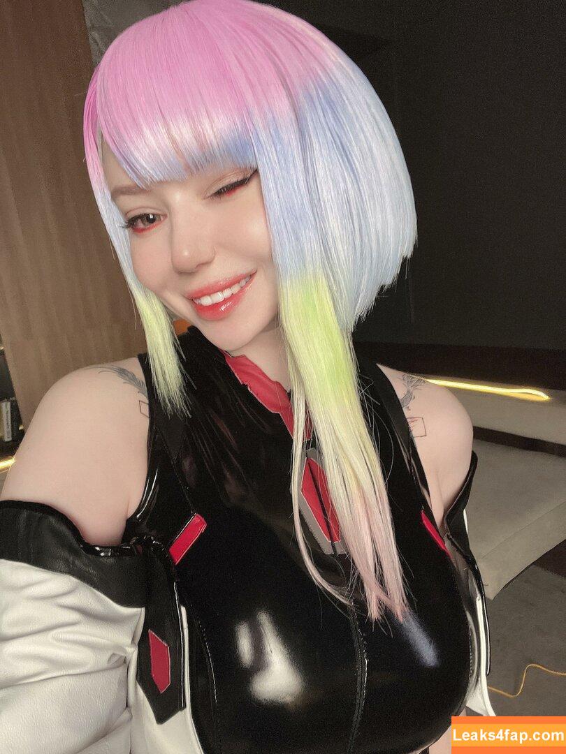 Alina Becker / AlinaBecker / abecker_cos / alina_becker / https: / japp_leack слитое фото фото #2718