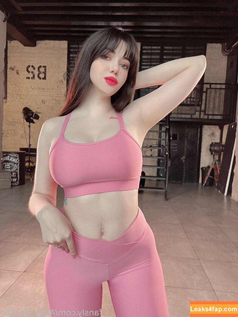 Alina Becker / AlinaBecker / abecker_cos / alina_becker / https: / japp_leack слитое фото фото #2776